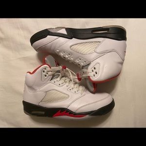Jordan 5 “Fire Red”